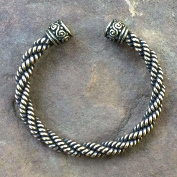 Spiral Bracelet Medium Bracelet
