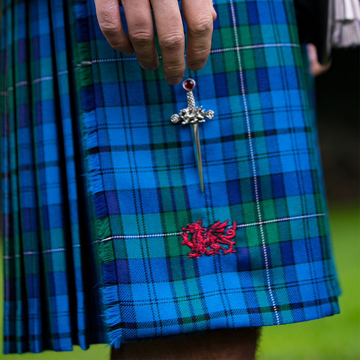 Scottish Kilt Fly Plaid Brooch Masonic 3" Chrome Finish Highland Celtic Pin 4" 