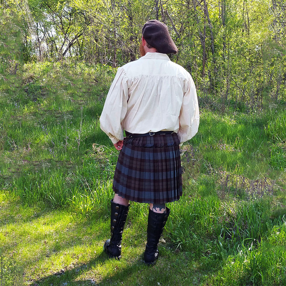 McLean Tartan Scottish Highland Traditional Pleated to Stripes Active Men Kilts 